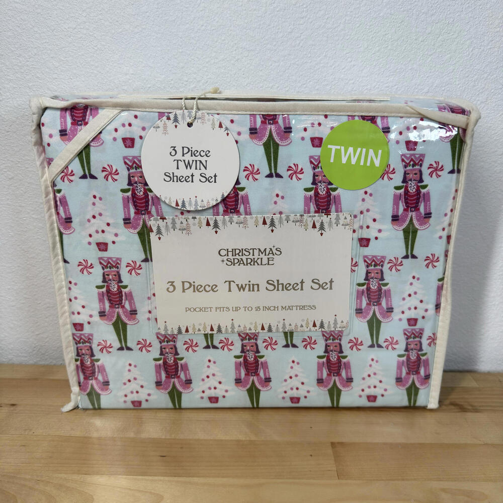 Christmas 3 Piece‎ Twin Sheet Set Nutcracker Holiday Pattern White Trees